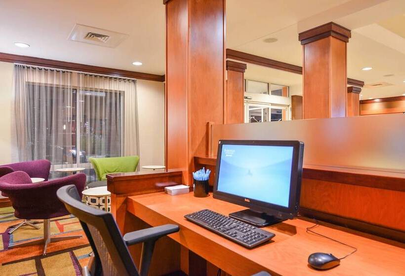 فندق Fairfield Inn & Suites White Marsh