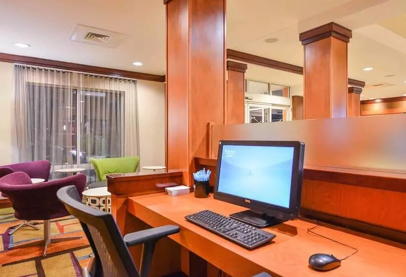 ホテル Fairfield Inn & Suites White Marsh