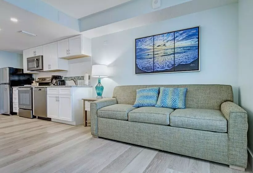 Hotel Grand Seas By Exploria Resorts