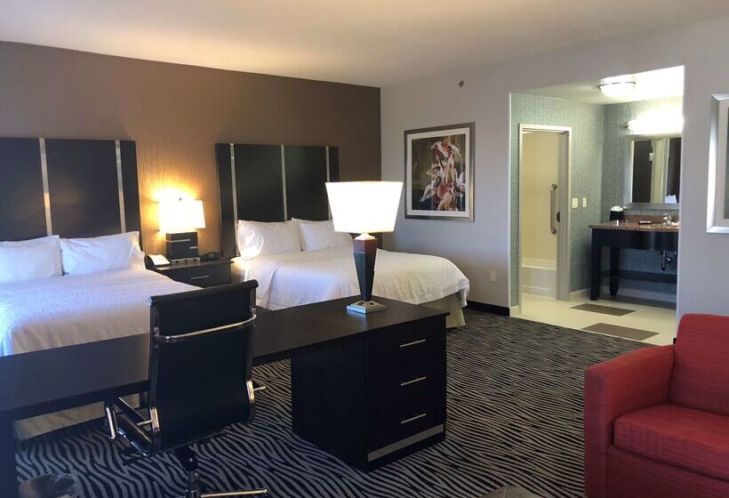 בית מלון כפרי Hampton Inn & Suites Tulsa/central