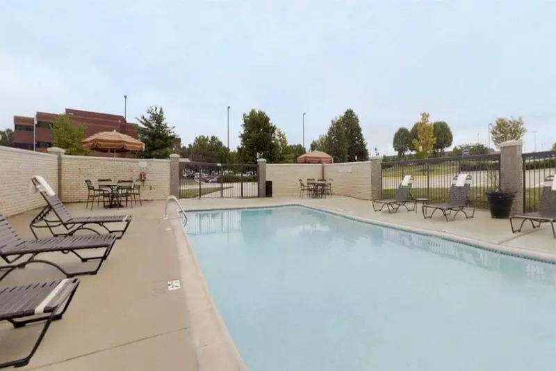 Tulsa South Medical Hotel & Suites