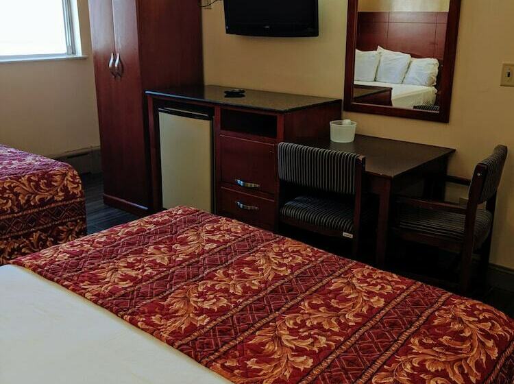 فندق Jets Motor Inn