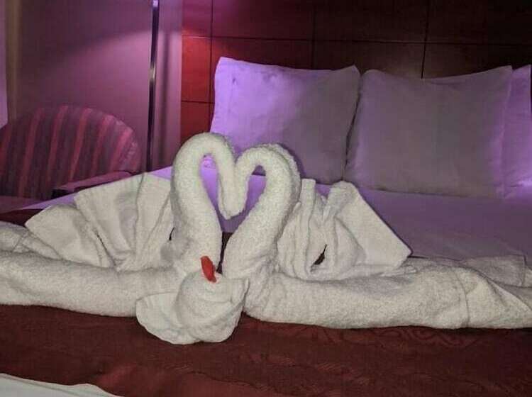 فندق Jets Motor Inn