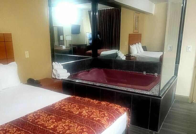 فندق Jets Motor Inn