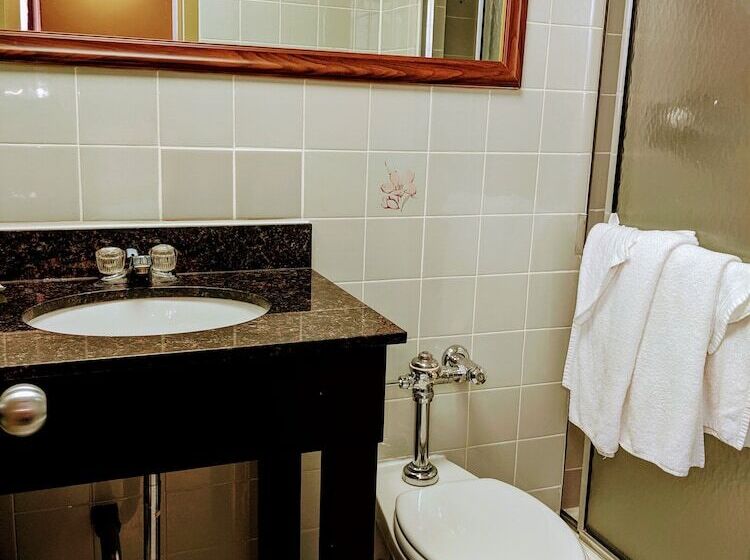 فندق Jets Motor Inn