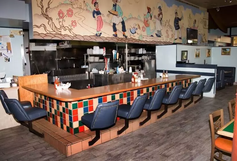 ホテル Keefers Inn King City