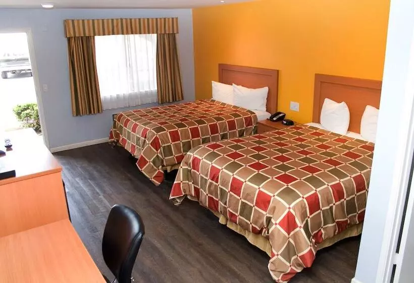 ホテル Keefers Inn King City