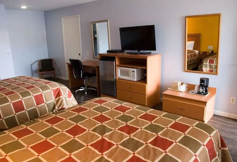 ホテル Keefers Inn King City