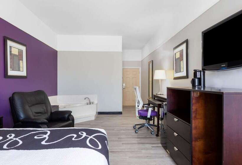 בית מלון כפרי La Quinta Inn & Suites By Wyndham Raymondville