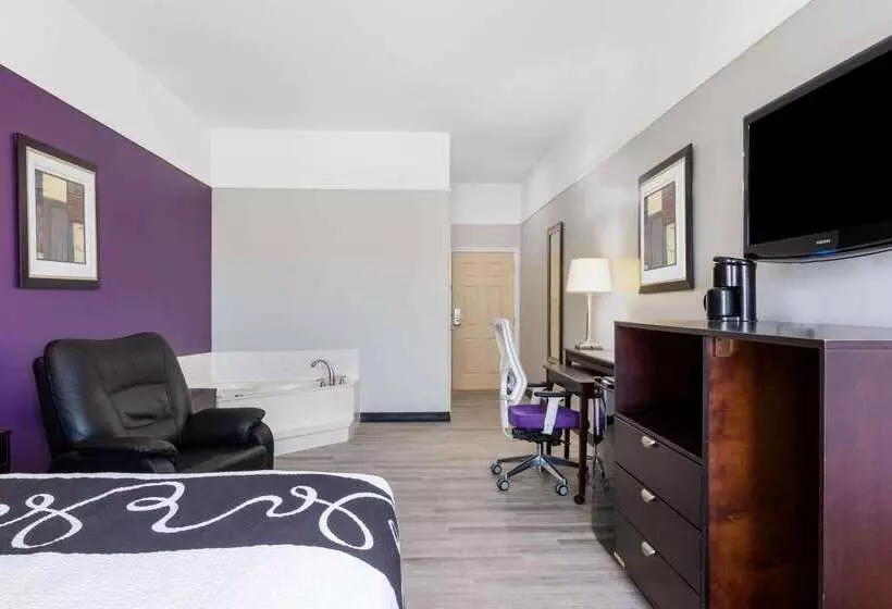 호텔 La Quinta Inn & Suites By Wyndham Raymondville