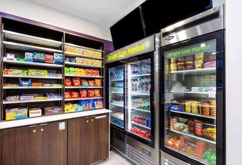 호텔 La Quinta Inn & Suites By Wyndham Raymondville