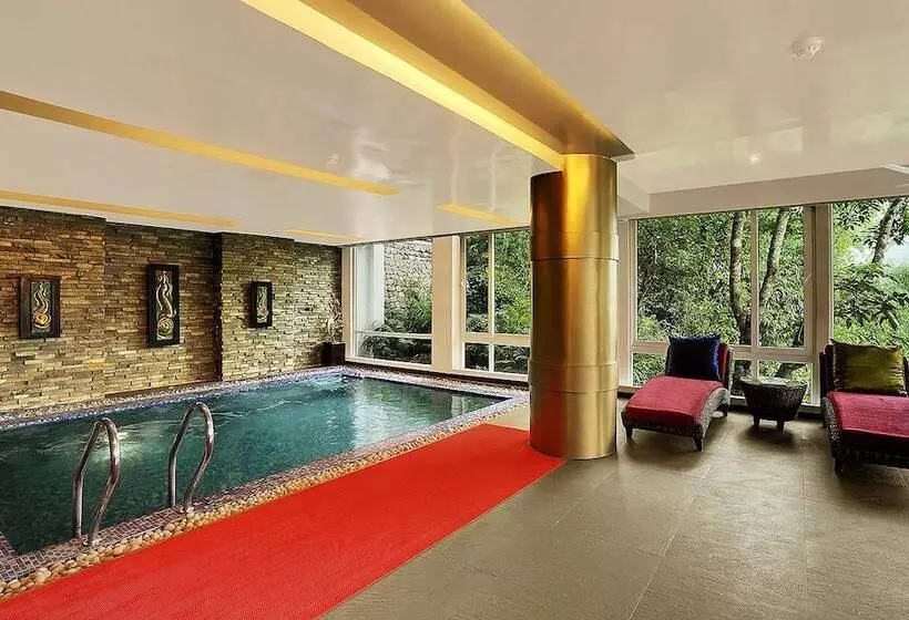 فندق Mayfair Spa Resort & Casino