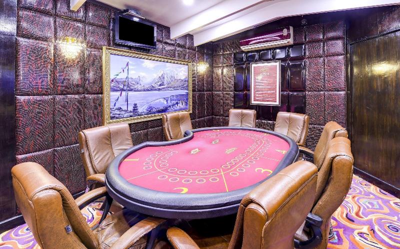 فندق Mayfair Spa Resort & Casino