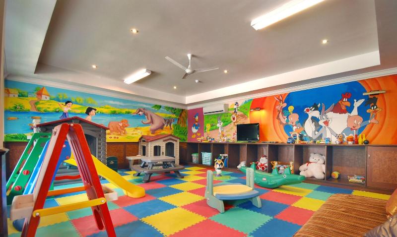 فندق Mayfair Spa Resort & Casino