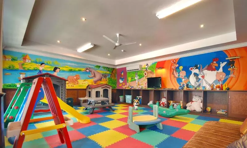 فندق Mayfair Spa Resort & Casino