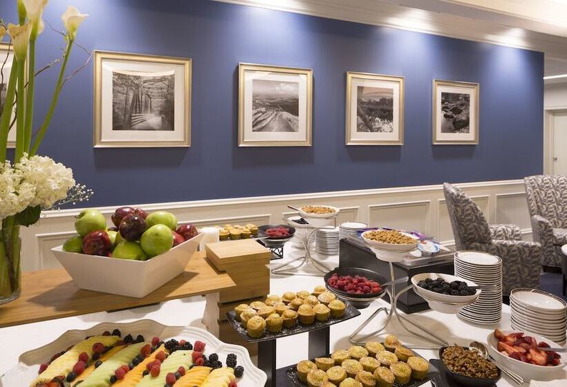 Nationwide Hotel And Conference Center