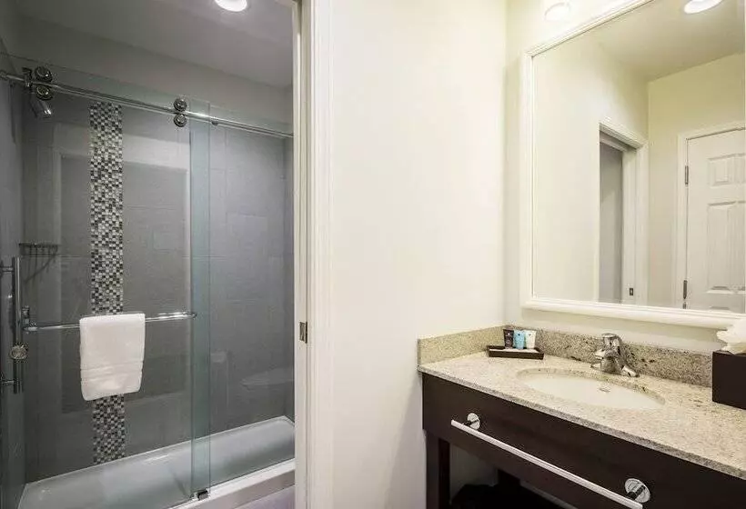 Nationwide Hotel And Conference Center