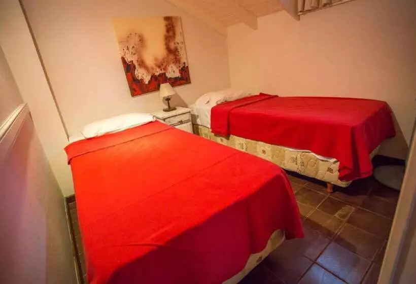 Hotelli Posada Del Bosque By Hs