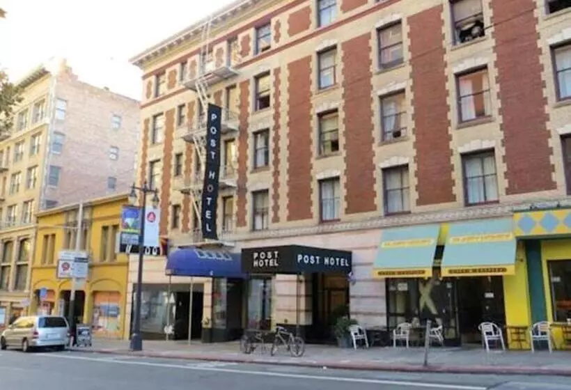 Hotelli Post