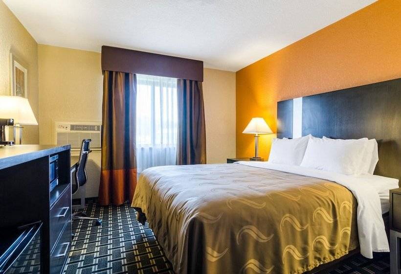 فندق Quality Inn