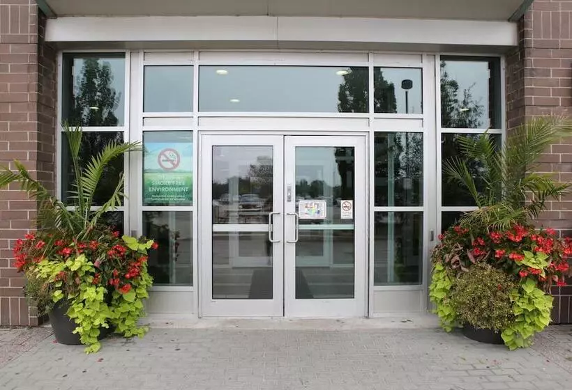 酒店 Residence & Conference Centre   Hamilton