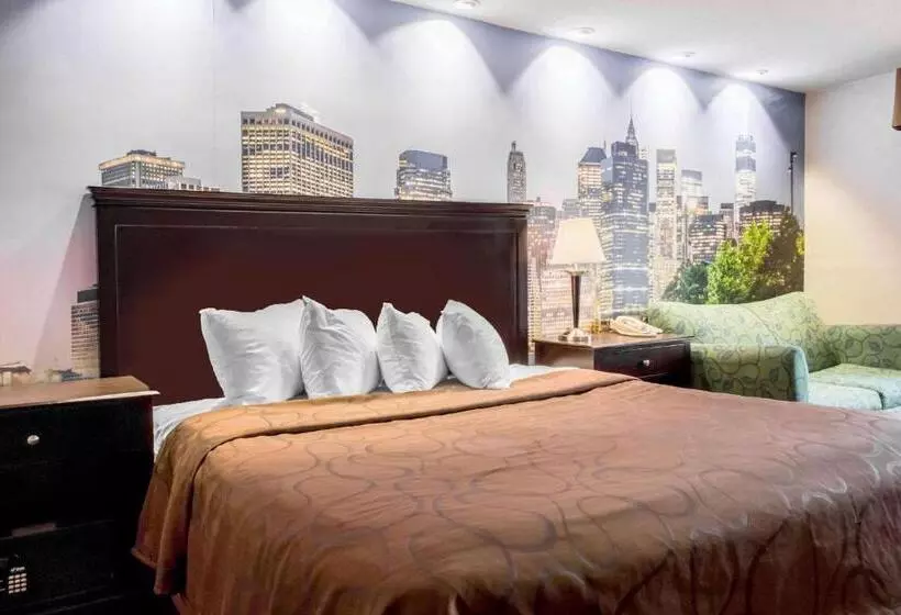 Отель Rodeway Inn Capri