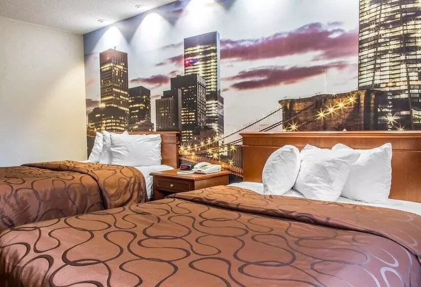 Отель Rodeway Inn Capri