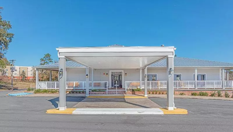 酒店 Seven Hills Suites