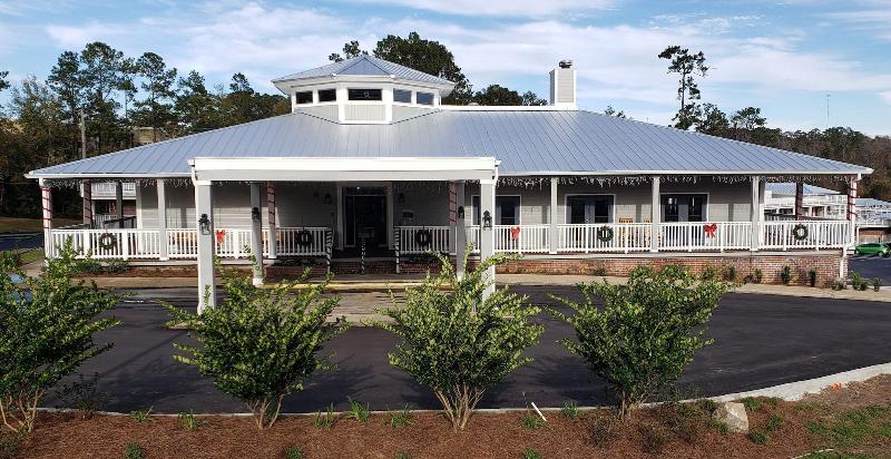 Отель Seven Hills Suites