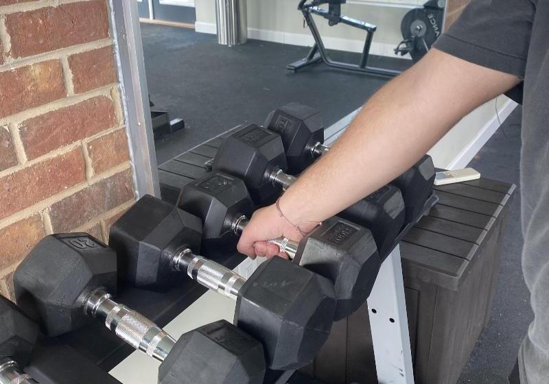 Отель Seven Hills Suites