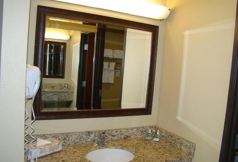 فندق Stonecreek Lodge