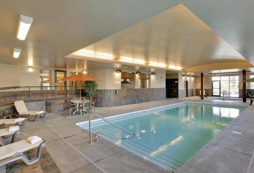 فندق Stonecreek Lodge