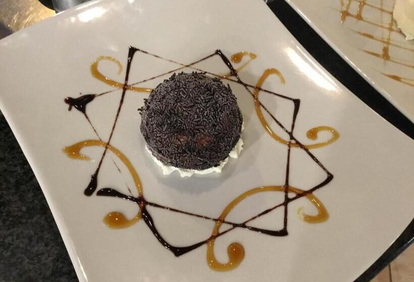 ホテル Su Giganti