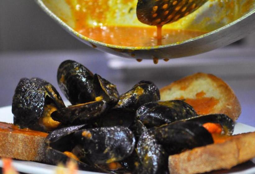 ホテル Su Giganti