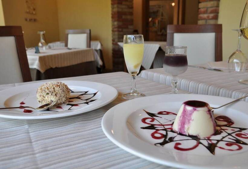 ホテル Su Giganti