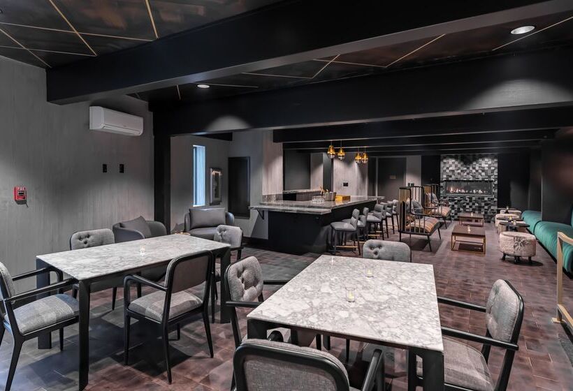 فندق The Incline Lodge