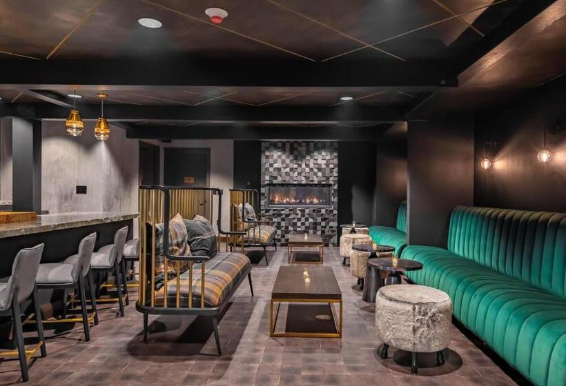 فندق The Incline Lodge