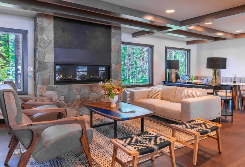 فندق The Incline Lodge