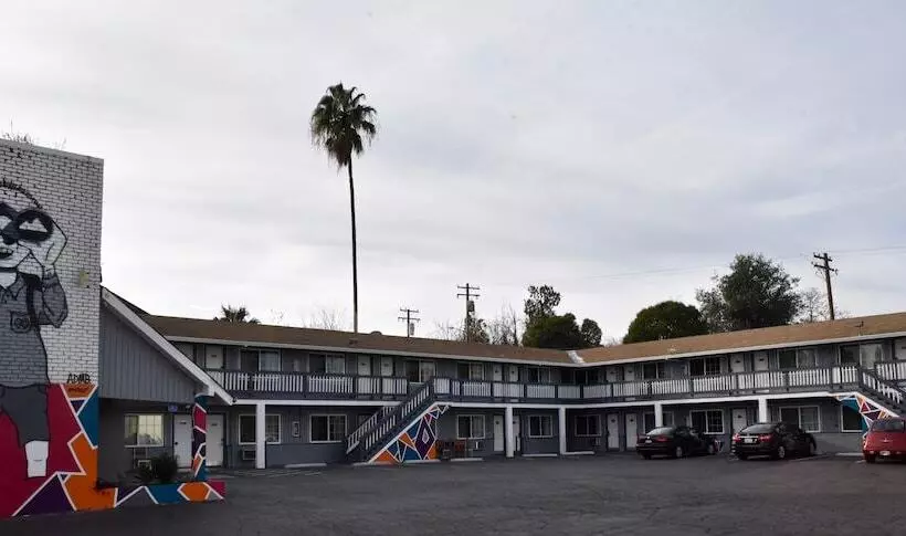 Hotelli Travel Inn
