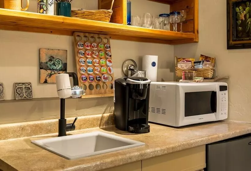 酒店 Tubac Country Inn