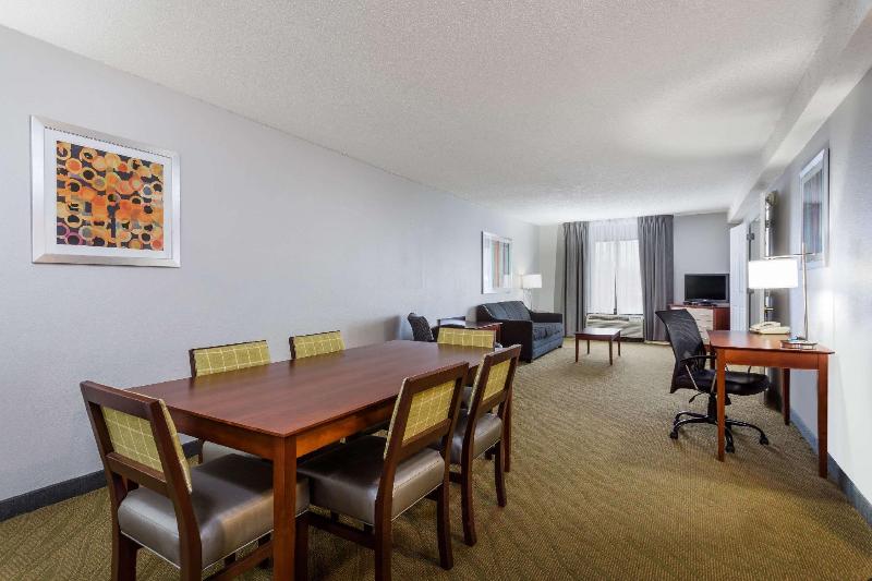 فندق Wingate By Wyndham Chesapeake