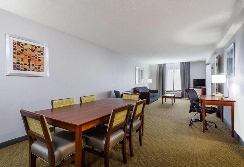 فندق Wingate By Wyndham Chesapeake