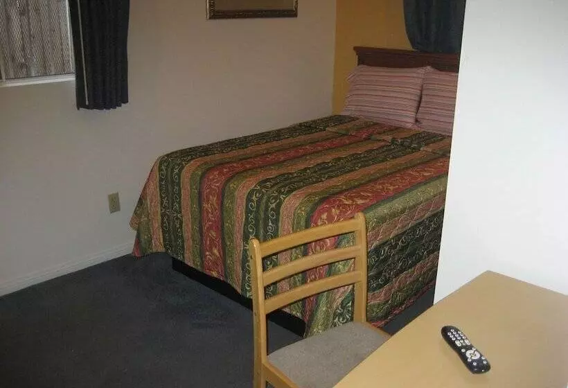 Walls Motel Long Beach