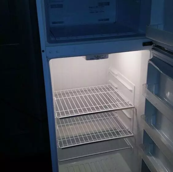 Walls Motel Long Beach