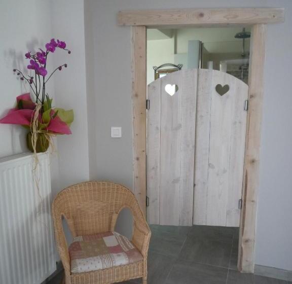 مبيت وإفطار La Maison De Lili