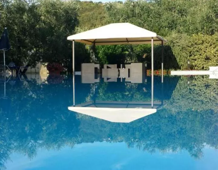 ホテル Agriturismo La Casetta
