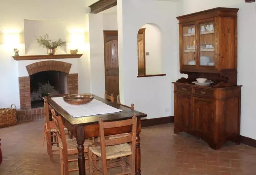 ホテル Agriturismo Poggio Della Rosa