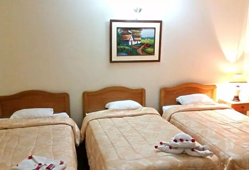 ホテル Chavin Señorial Trujillo