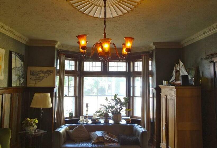 The Captain S House Heritage Bed & Breakfast