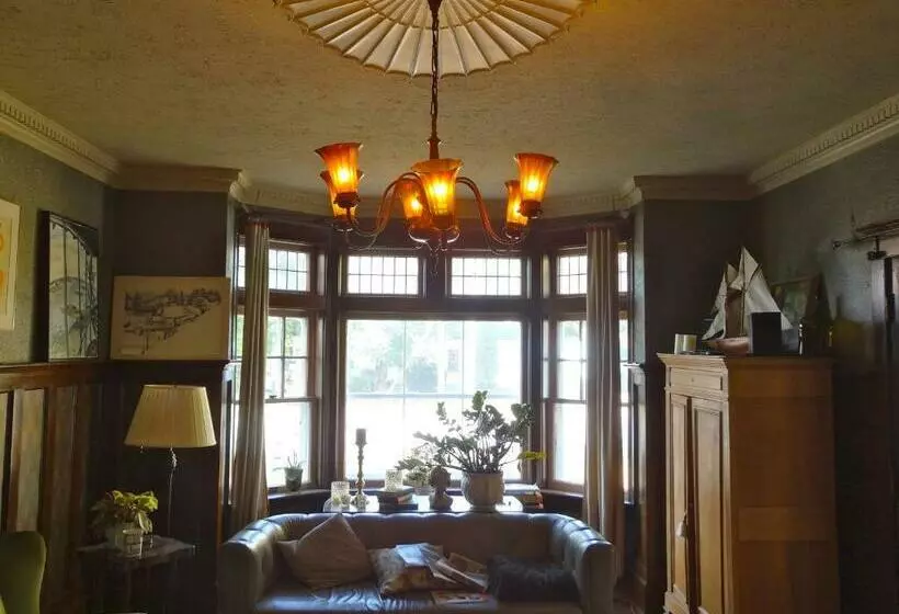 The Captain S House Heritage Bed & Breakfast